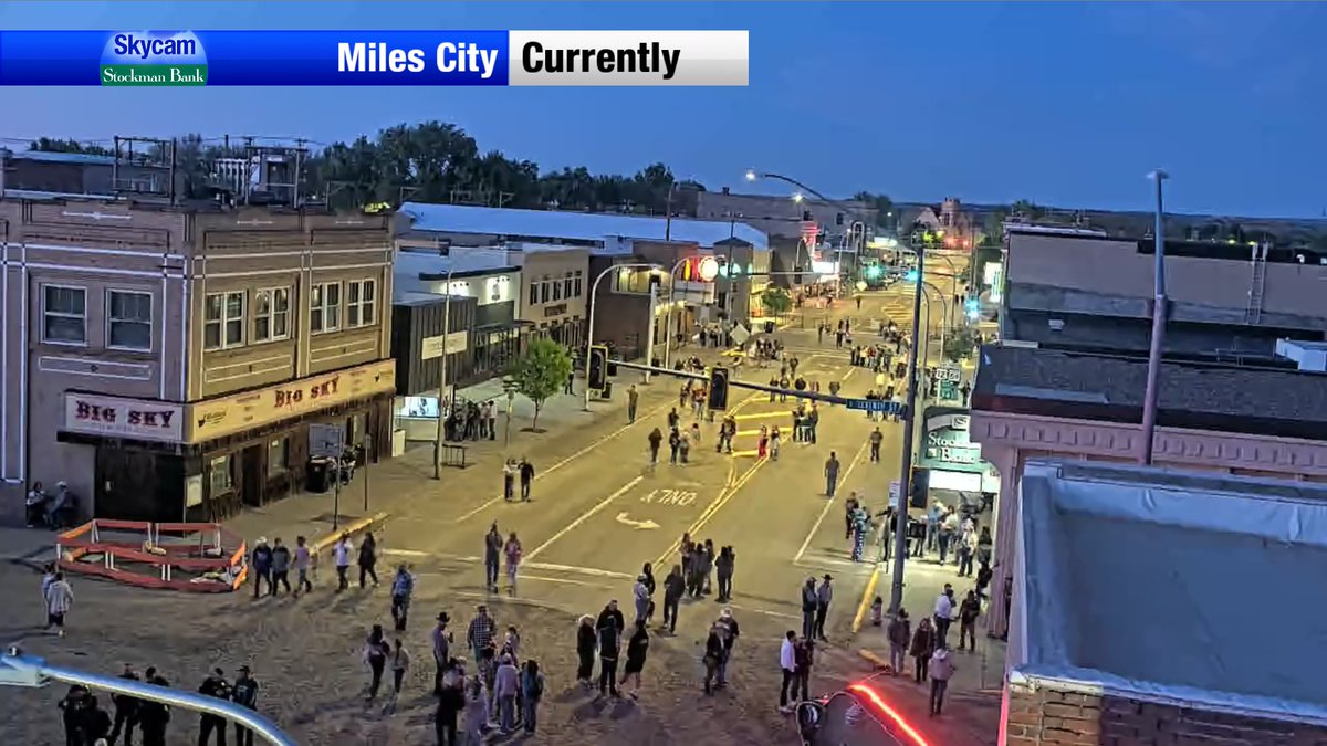 Street Dance for the Bucking Horse Sale in Miles City getting busy! Are you downtown MC? #BuckingHorseSale #MilesCity
@abcfoxmt #mtwx #NonStopLocal