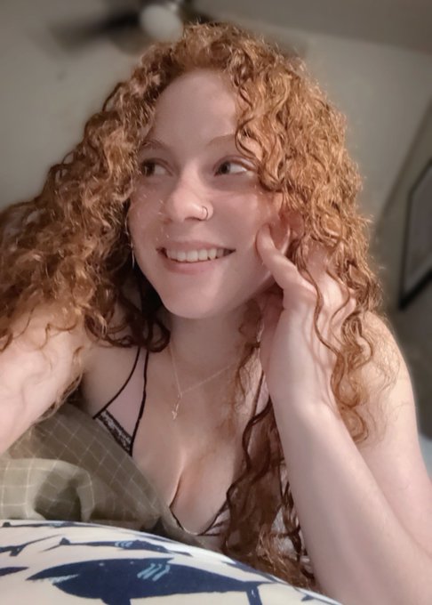 I like both of these, but do you have a favorite? https://t.co/gBECJirEL8