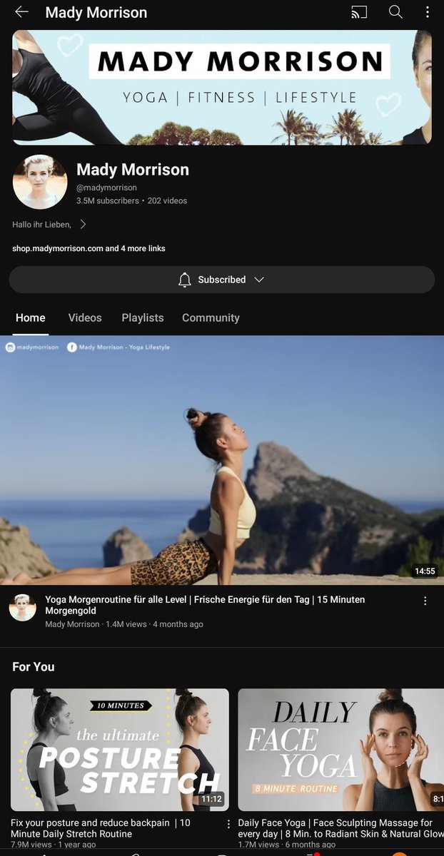 Buat kalian yang lagi ngerasa stress, badan pegal-pegal. Cobain untuk luangkan waktu 10-15 menit untuk melakukan yoga dari akunnya Mbak Mady Morrison ini. Gerakannya juga gak susah-susah banget. Sangat-sangat membantu untuk beginners yang mau coba yoga untuk menghilangkan penat.