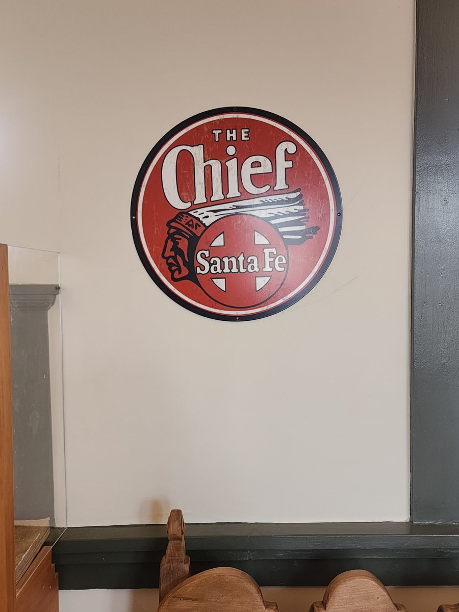 @ChiefBorders Congrats chief...once a gator, always a gator. I traveled from gainesville to santa fe on vacation and this was in the train station there...thought of you immediately! You are an impressive young man!