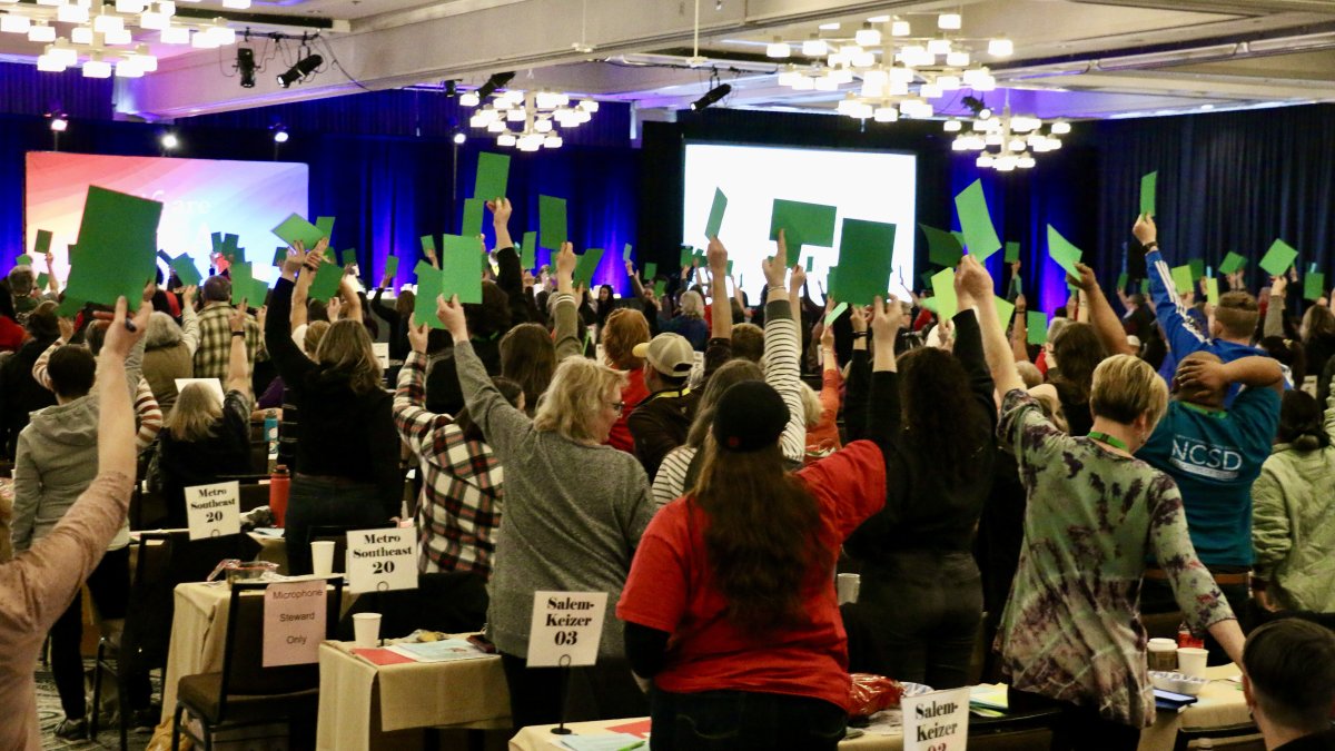 Miss this week's Labor Radio on @KBOO? You can listen to the #podcast at kboo.fm/media/121432-l… Steven and Rachel discuss this year’s @Oregonedcuation Representative Assembly and @LaborNotes Conference #1u #UnionStrong #LaborRadioPod