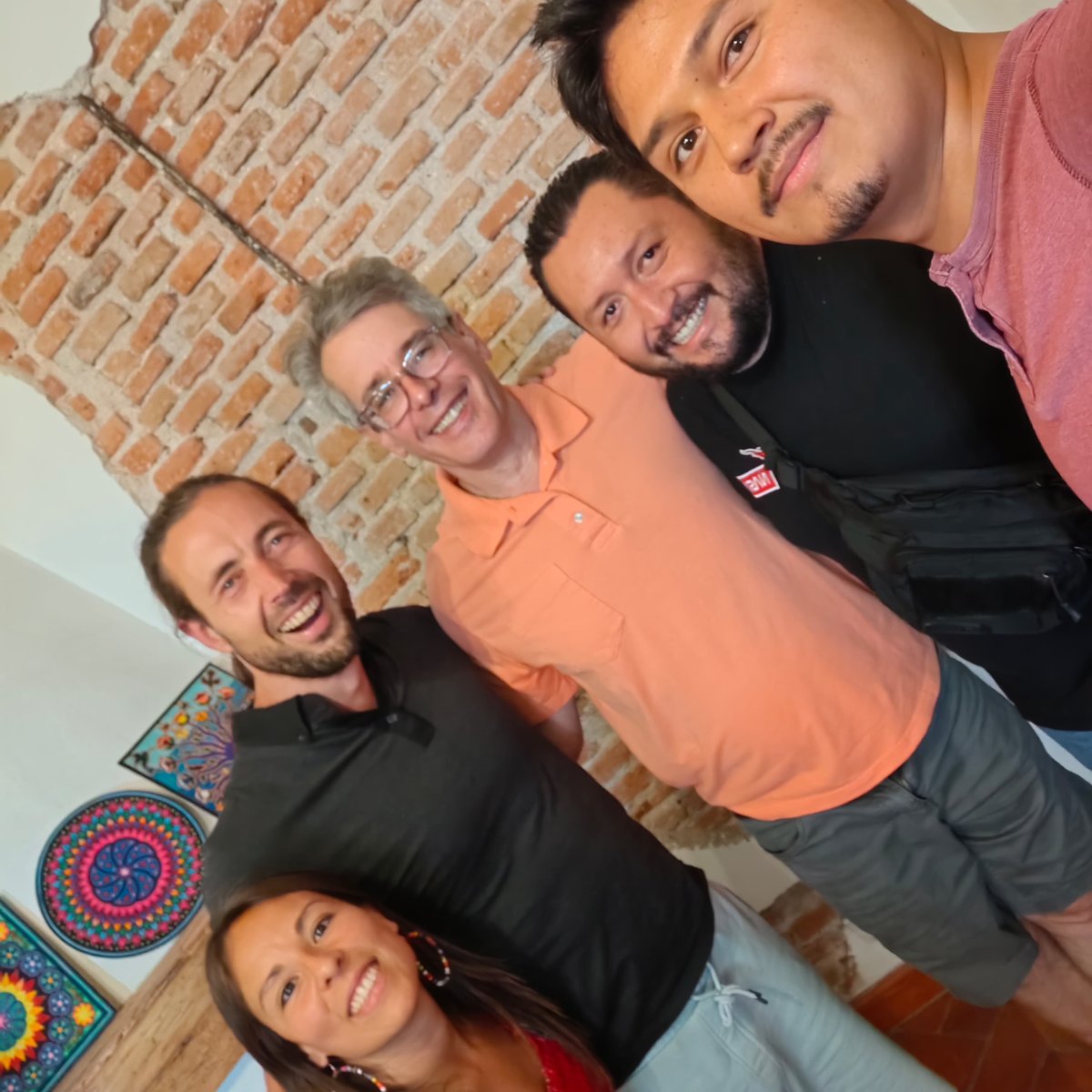 simon_rilling's tweet image. The first studio podcast in Mexico is in the books! 😍😀

#BeyondPerception #Learning #Nextsteps
