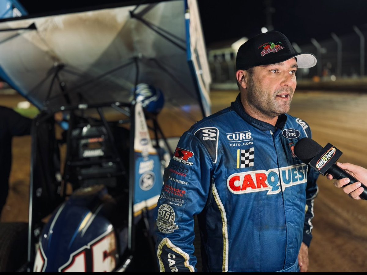 Congrats @DonnySchatz @TonyStewart_Rcg on podium P2 🥈finish tonight @NosEnergyDrink @WorldofOutlaws @SharonSpdwy 
#TeamSander24
#SanderRacingWheels
#SanderRacing