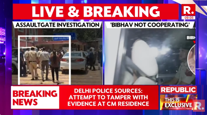 #BREAKING | Big Update in Assaultgate Bibhav Kumar's phone has been sent for examination Tune in here for all the latest updates: youtube.com/live/v2uhs8-zK… #BibhavKumar #SwatiMaliwal #Assaultgate #DelhiPolice #AAP