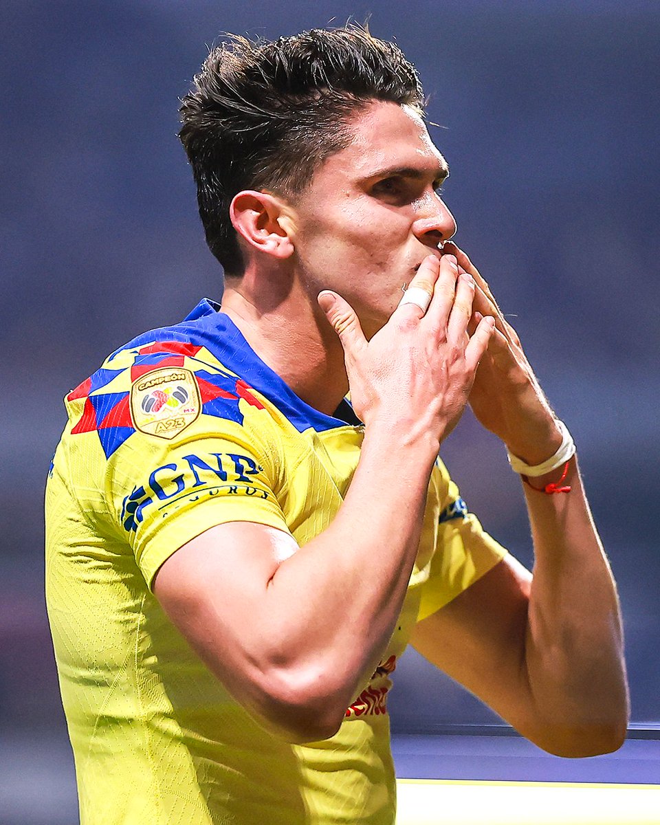 brfootball's tweet photo. Club América beat Guadalajara in El Súper Clásico to advance to the Liga MX Clausura final 💛 https://t.co/tk3eOuDaoL