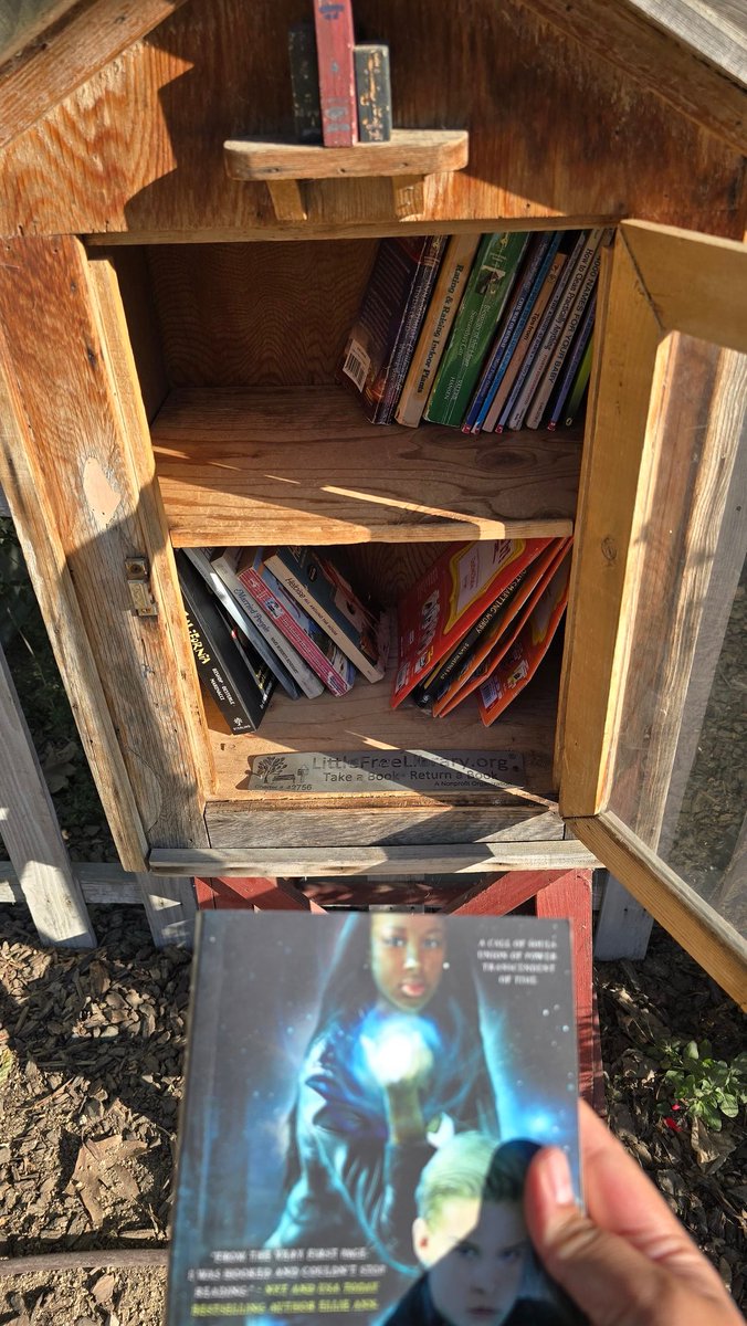 Happy #LFLWeek 🥰 so happy to find a couple of Little Free Libraries near me! New homes for my old books! May kids find them enjoyable. @ThriftBooks