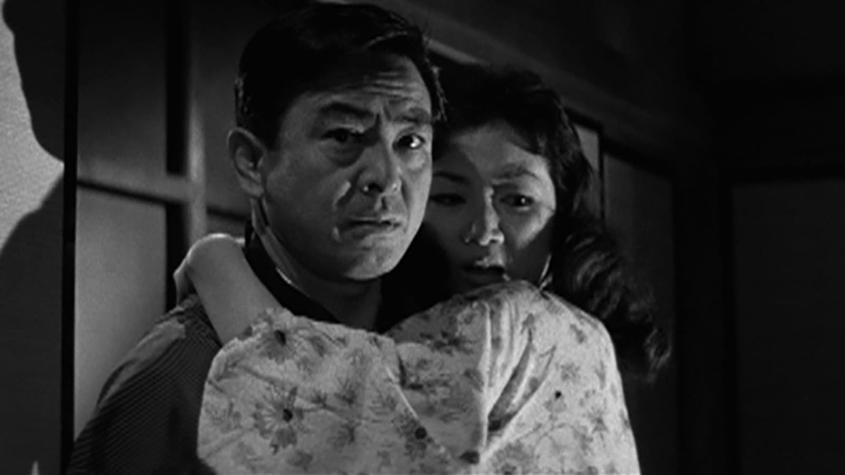 I saw #TakeAimAtThePoliceVan a few years ago as part of the @criterionchannl 'Japanese Noir' collection. I may be biased because of my interest in Japan, the language, and its film, but as I recall It's a great watch. #TCMParty #NoirAlley