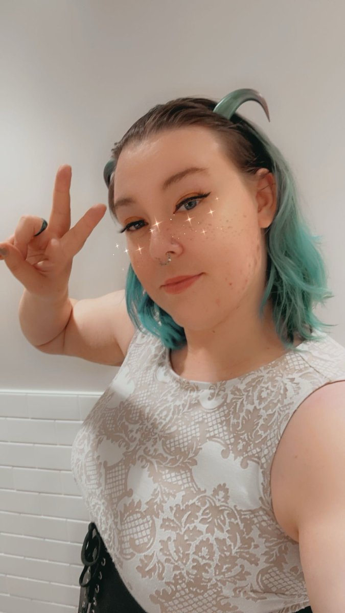 Burnt out Leslie Knope (@scrubzaddyx) on Twitter photo 