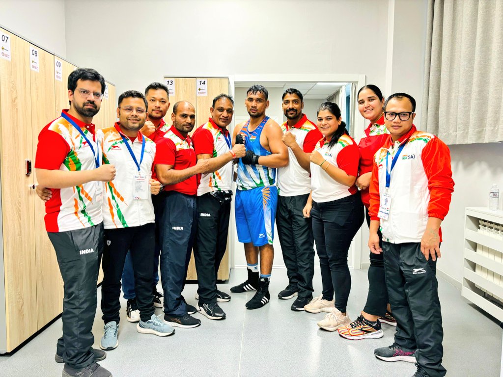 'Perseverance brings Glory' #SaptaShaktiCommand compliments Havildar Gaurav Chauhan of #DOTGunners for securing the Bronze Medal🏅 in #Boxing in the 92 Kg Men's category at the 3rd Edition Elorda Cup, Astana, Kazakhstan; being conducted from 12-19th May 24. His exemplary