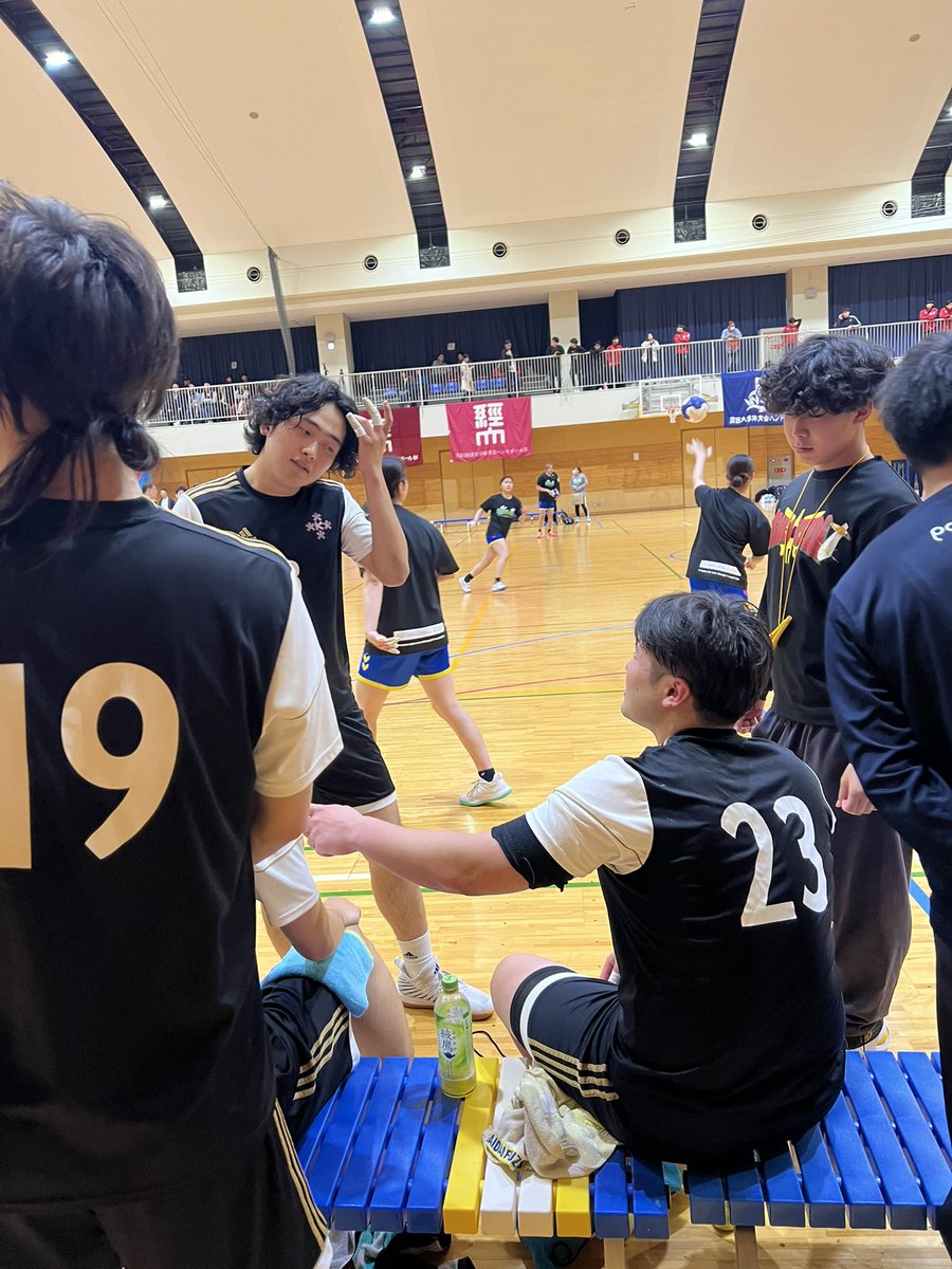 OUE_handball's tweet photo. 【試合情報】
2024年度春季リーグ
13:00〜VS関西大
@福科大
19-12の7点リードで前半終了です！
引き続き応援よろしくお願いします！ https://t.co/nTixycLZYu