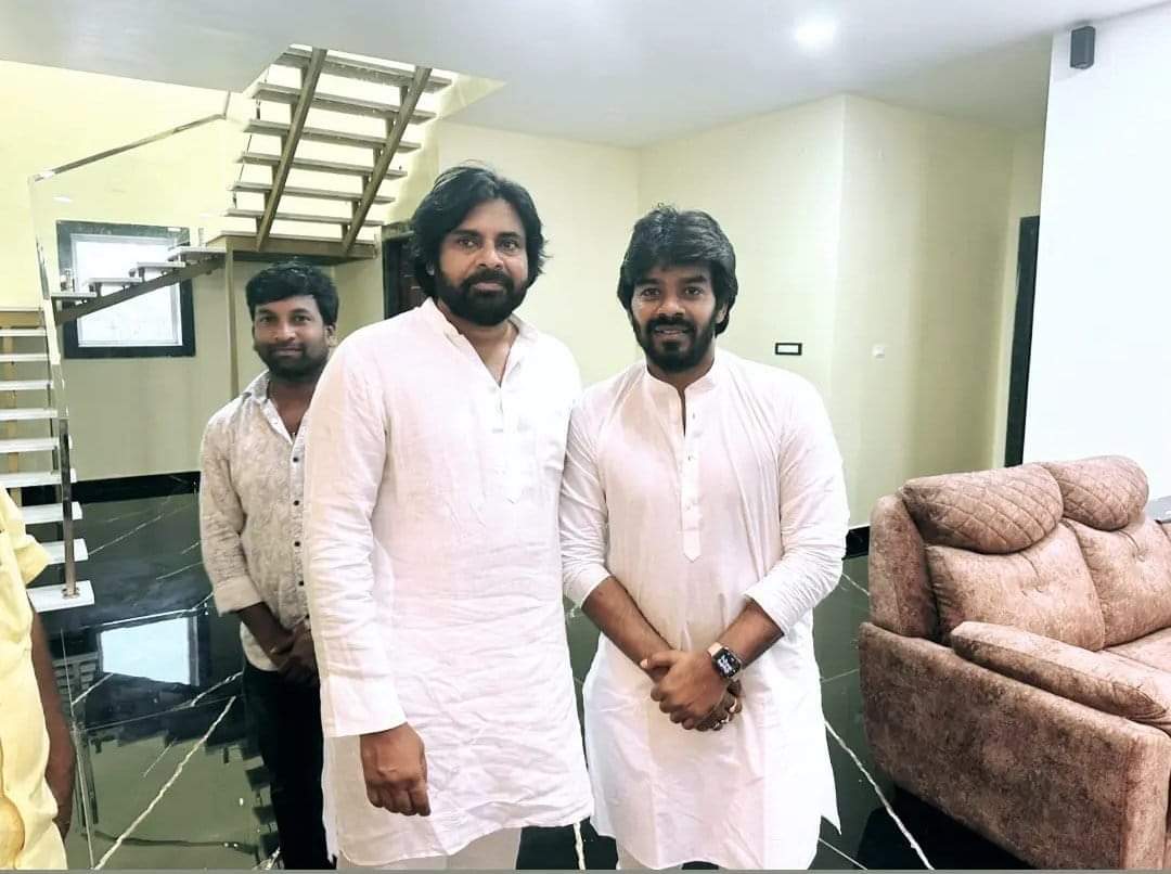 #HBDSudigaliSudheer Garu , Wishing all the success for your future ❤️🤗 Thanks for showering your constant support to @JanaSenaParty & @PawanKalyan garu !!