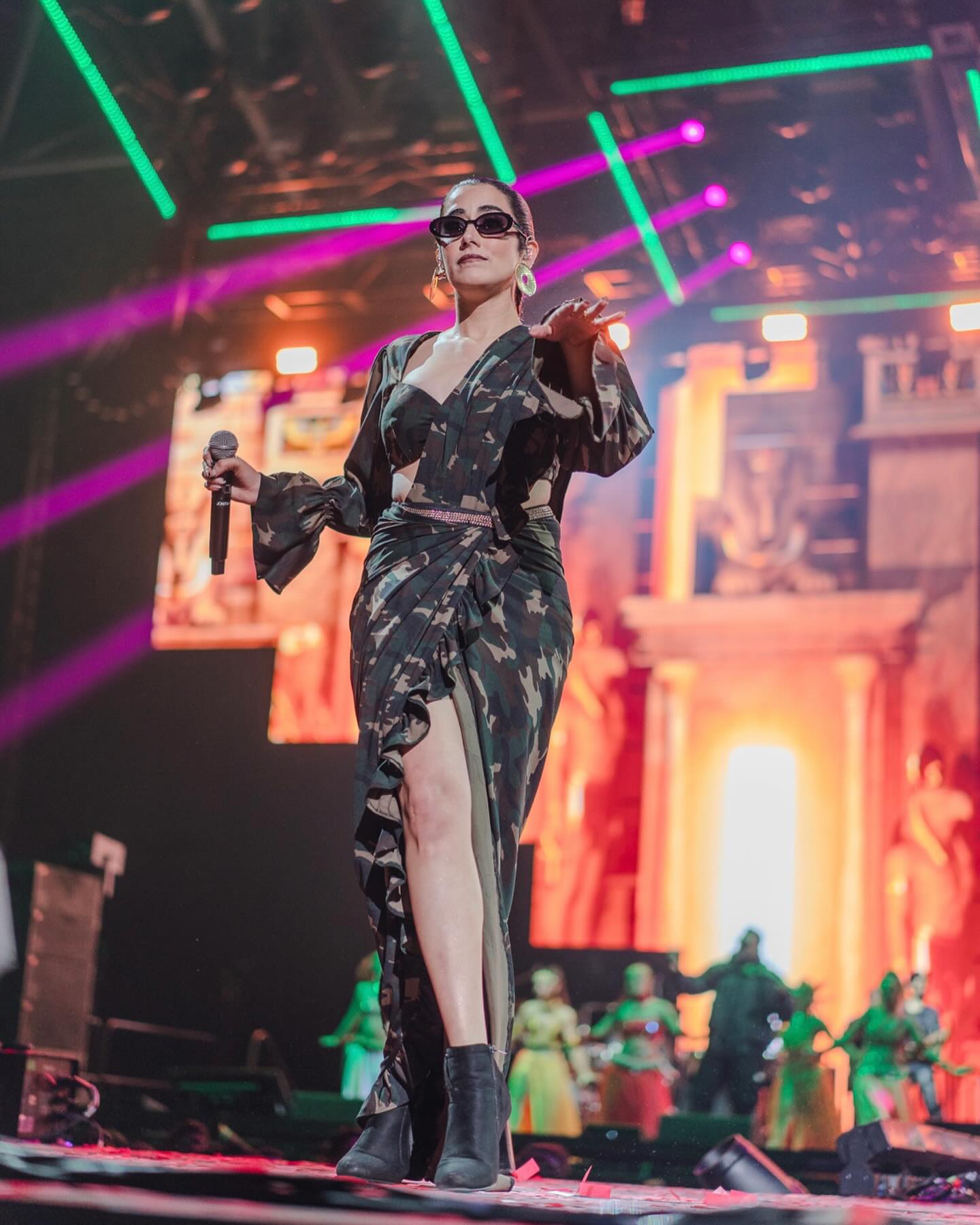 GN6rOvJaUAAKioR?format=jpg&name=large