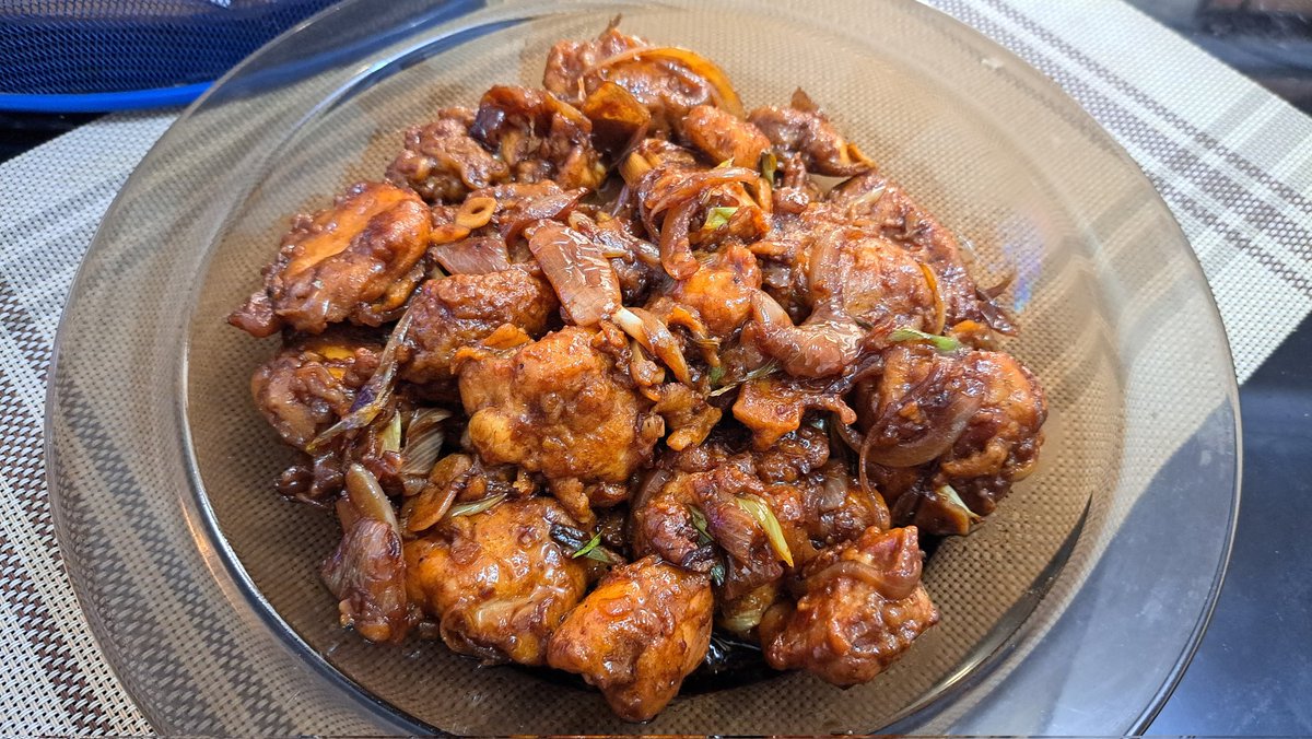reinyaa_sa71a's tweet photo. @LuaAsuka_kawaii Morning (afternoon?), Lua~ βοΈ
Aighty! Catch ya in a bit! πβΊοΈπͺΆππ
(Finishing lunchies first. I made stir fry butter chimkin! ππ€€ #yummylua) https://t.co/BVDMexoRB1