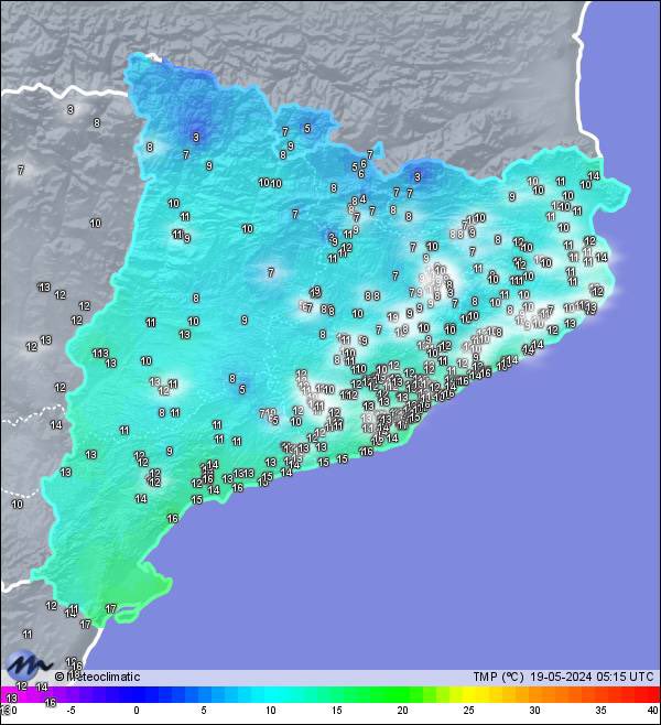 🔸El diumenge arrenca amb molts bancs de boira i núvols baixos, tant a l’interior com a la costa. Alerta si heu de conduir perquè aquestes boires redueixen molt la visibilitat, sobretot a punts de la Catalunya Central com la plana de Vic. L’ambient és fresc i humit.