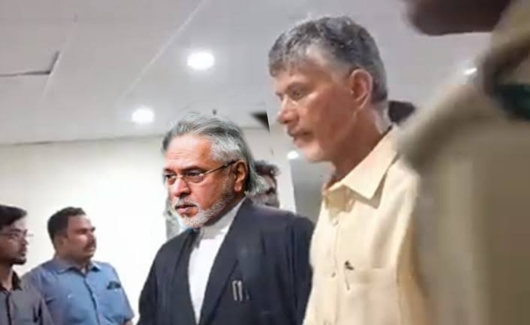 Chandrababu Naidu met #VijayMallya ? 😳😳😳

Seems CBN is making ready his escape plans to England after the election results 😂😂😂