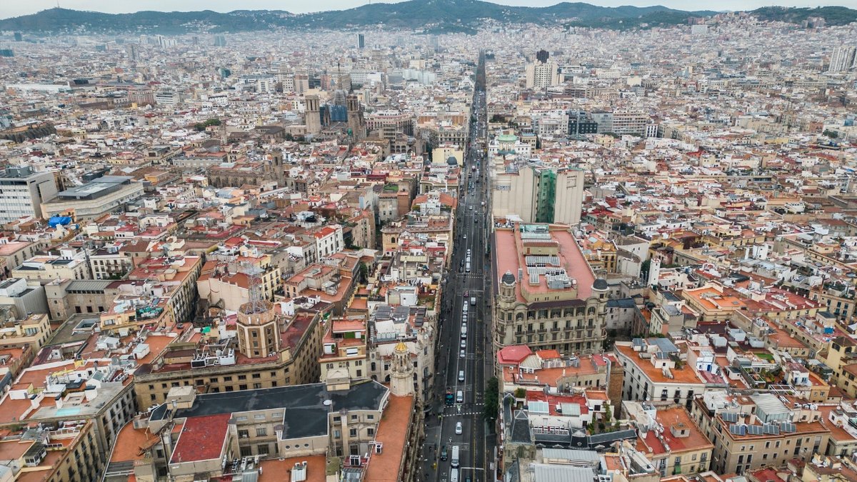 BCN_Agenda2030's tweet image. #Sabiesque en el portal #OpenDataBCN pots trobar més de 600 datasets❓

Entre totes aquestes dades pots consultar els indicadors dels diferents #ODS de l&apos;#Agenda2030 per saber com avancen els objectius.

Consulta&apos;ls👇
📎 i.mtr.cool/fdsvspezoo