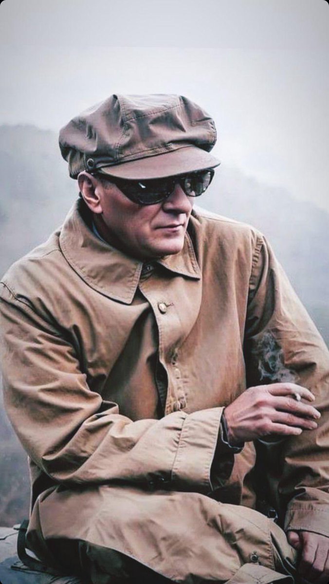 ''Sizler,
Yani yeni Türkiye'nin genç evlatları!
Yorulsanız dahi beni takip edeceksiniz...
Dinlenmemek üzere yürümeye karar verenler, asla ve asla yorulmazlar.
Türk Gençliği gayeye, bizim yüksek idealimize durmadan, yorulmadan yürüyecektir.''

Nutuk
Mustafa Kemal Atatürk