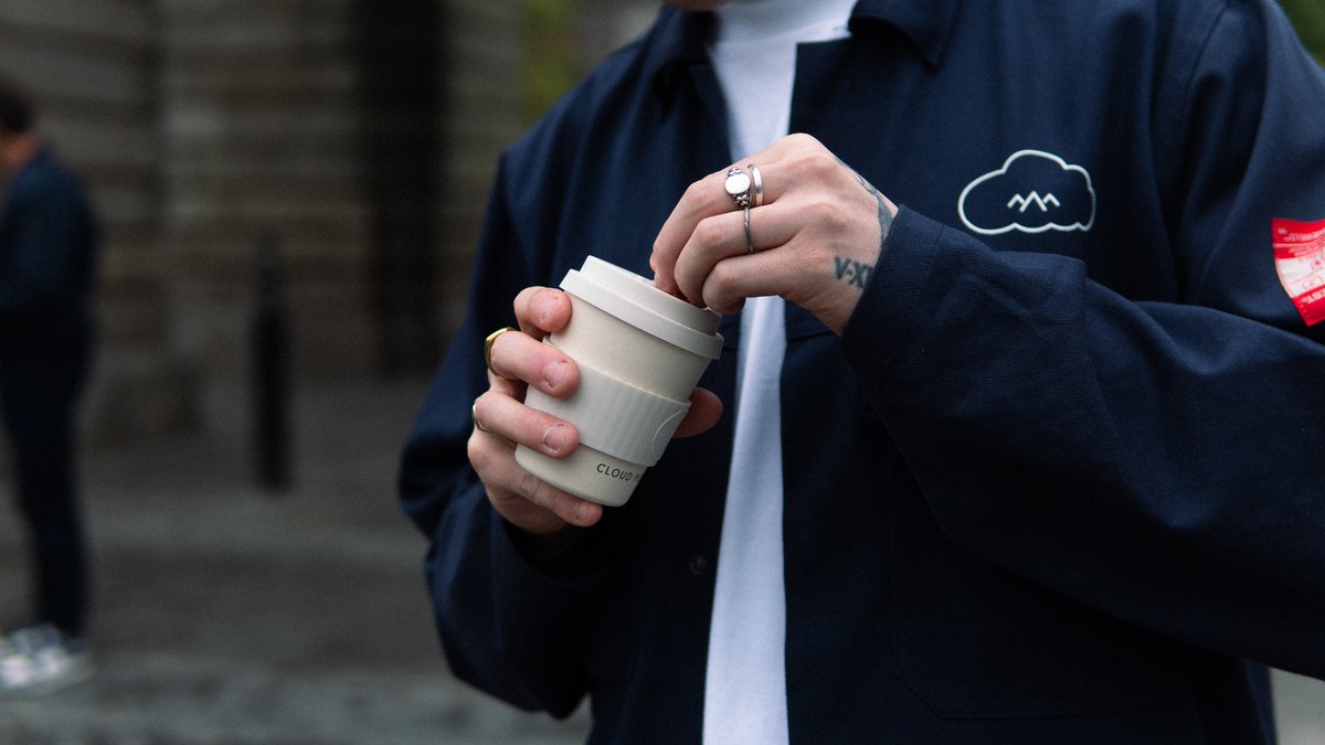 E C O
.
.
We're calling them 'Eco Chic' and we're sticking to it. Sustainability never looked so good.
.
.
#EcoffeeCup
#EcoChic
#CloudPicker
#DublinCoffeeRoasters