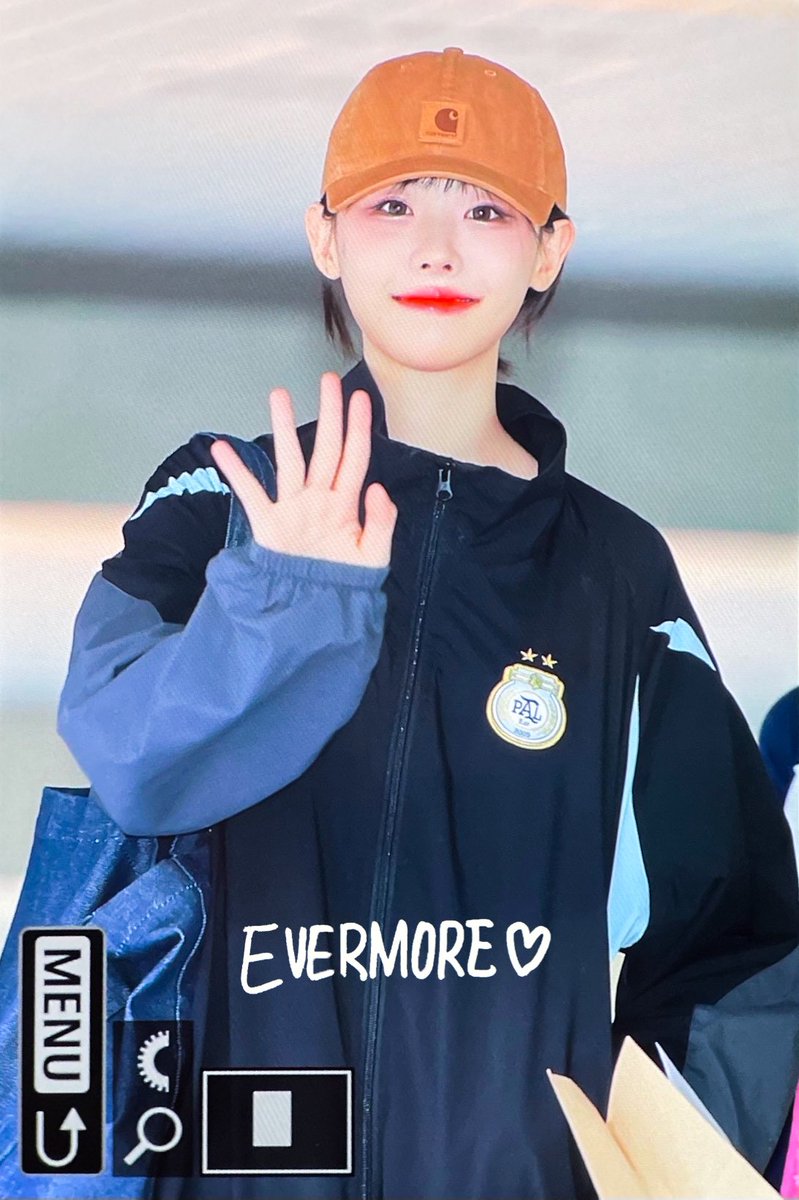 240519

칼하트 팔라스 잘어울리는
그런 여자…💙

#QWER #hina #히나 #냥뇽녕냥 #장나영
@hapycb https://t.co/J0tZin9icc
