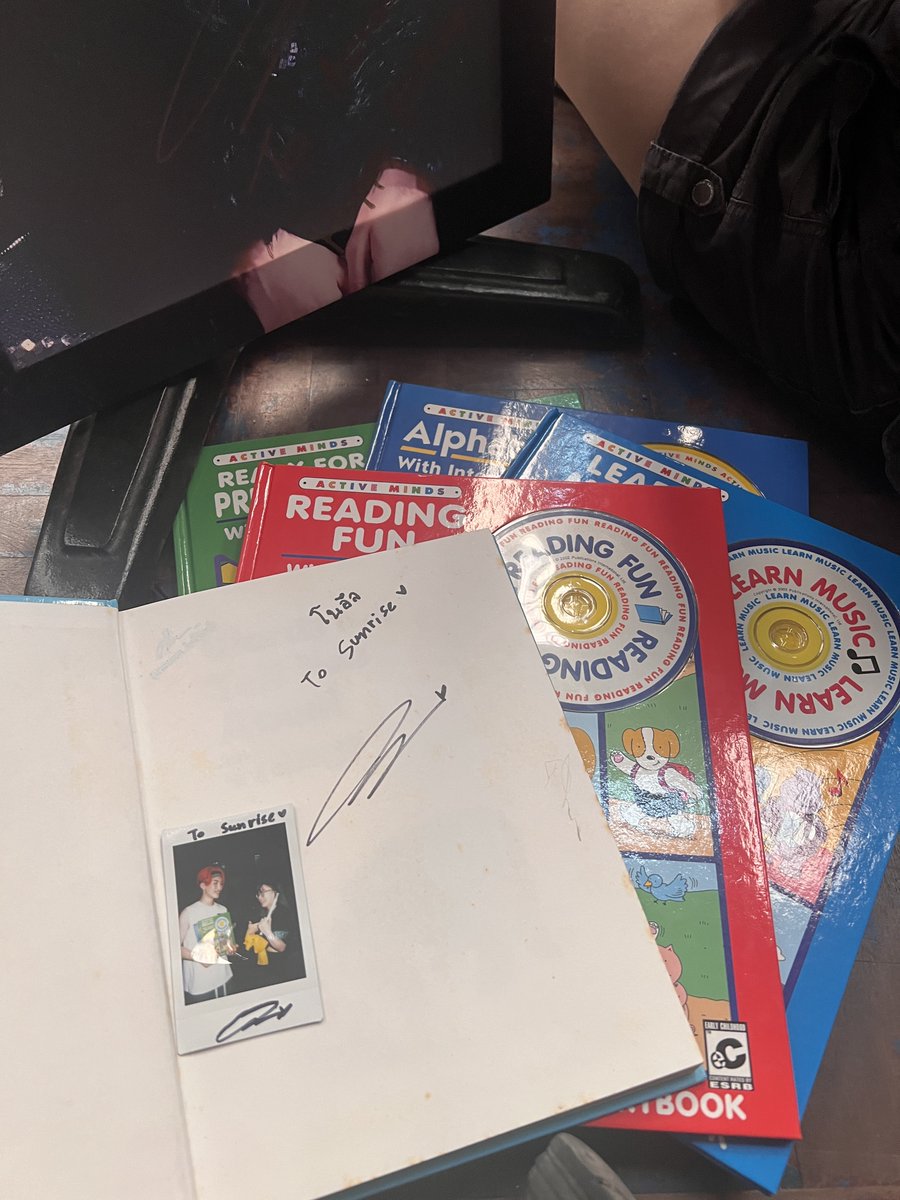 Have you studied hard?
<a href="/Noeul_lee6/">Noeul</a> 

#1stNoeulGame
#Noeulnuttarat #MagentaBoy #BoNoh n