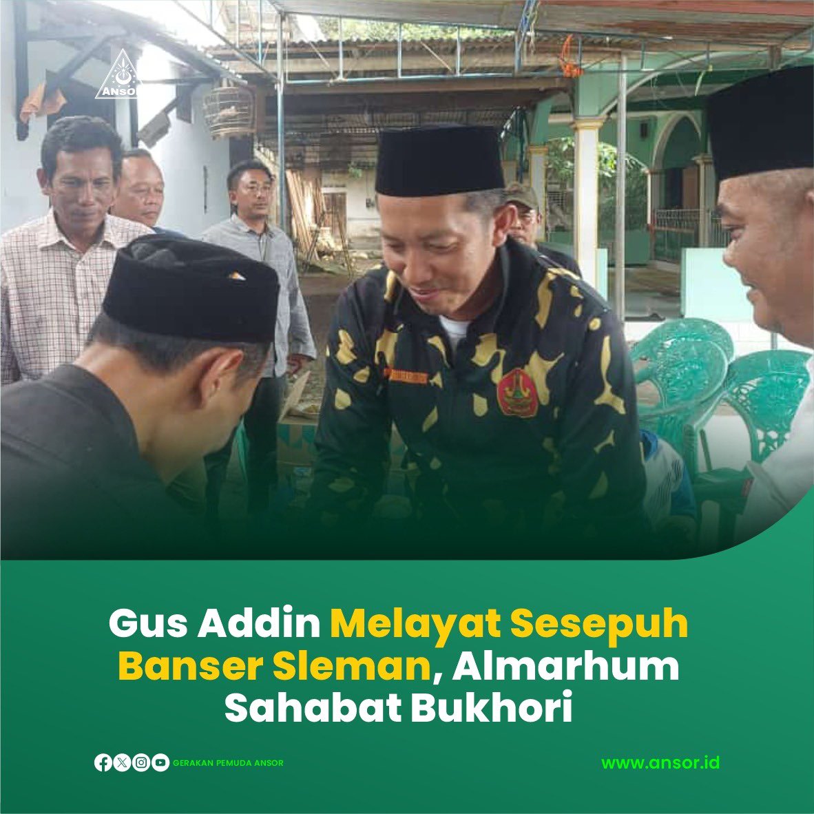 Banser dan @Official_Ansor hari ini kembali berduka. Sahabat  Bukhori, sesepuh Banser sekaligus pengayom nan humble telah berpulang. 

Saya takziyah ke kediaman almarhum di Desa Banyurejo Tempel, Sleman. Saya mengucapkan belasungkawa yang sedalam-dalamnya, saling menguatkan