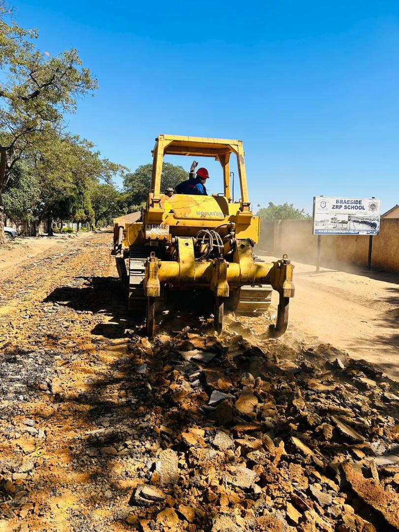 Rehabilitation of roads in Braeside from Dieppe Traffic Circle (Sorting Office) to Braeside ZRP School, continuing behind OK Mart, and returning to Chiremba Road.