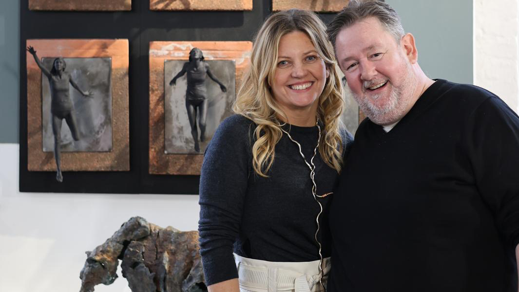 #Event | Join @BluecoatDisplay for an 'In Conversation' with sculptor Emma Rodgers and Johnny Vegas as they discuss their work practice and working together. 🎤 📍 Quaker Meeting House, School Lane 📆 Tuesday 4 June, 5.45pm 🎟️ bit.ly/44K5DIw