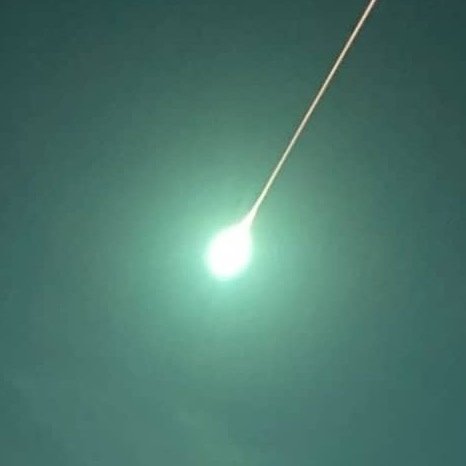 WikiMorancos's tweet photo. Os fijasteis en lo que traía el meteorito de anoche? 👀🤯 https://t.co/4S1SP0vred