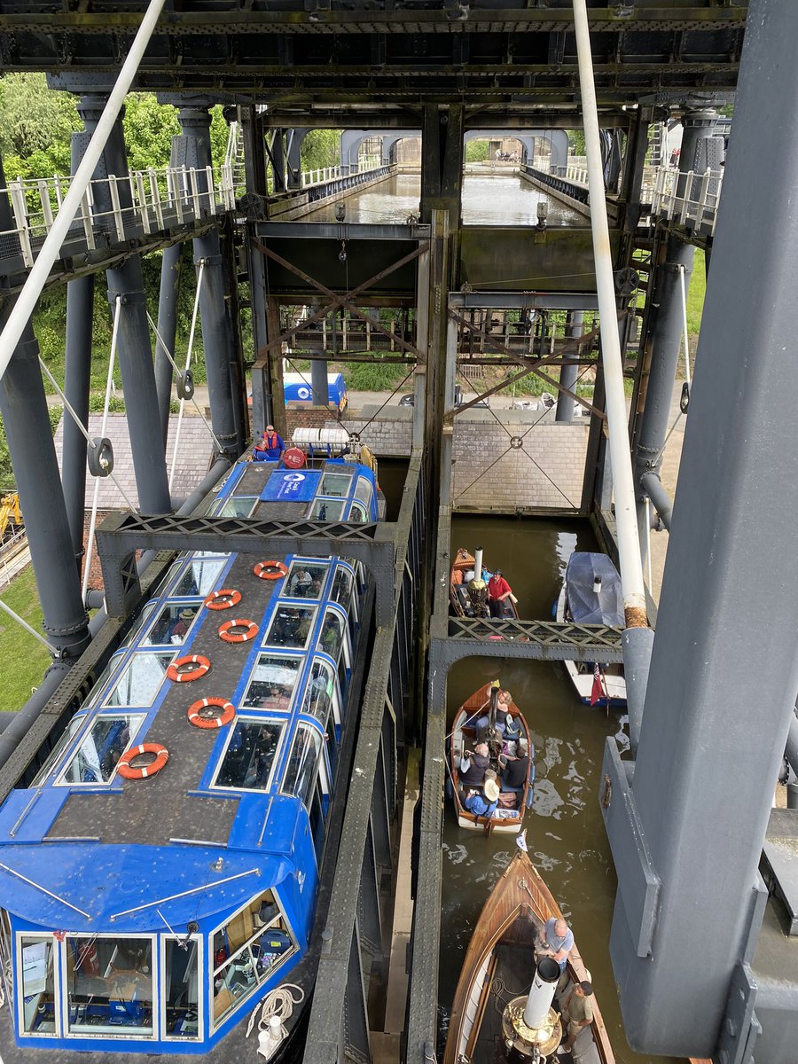 The Anderton Boat lift. We will be crawling all over this beauty in this evenings video. Thank you @CanalRiverTrust @AndertonLift #Heritage #canal