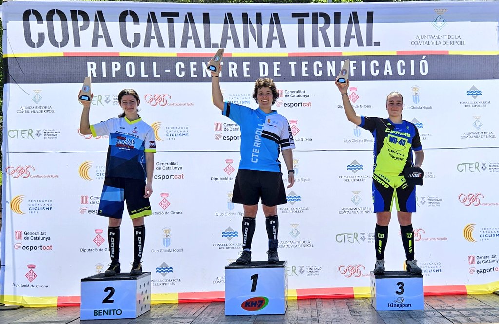 Eloi Palau i Alba Riera fan bons els pronòstics i guanyen 🥇 la #CopaCatTrial a #Ripoll #CiclismeCat #Trial
