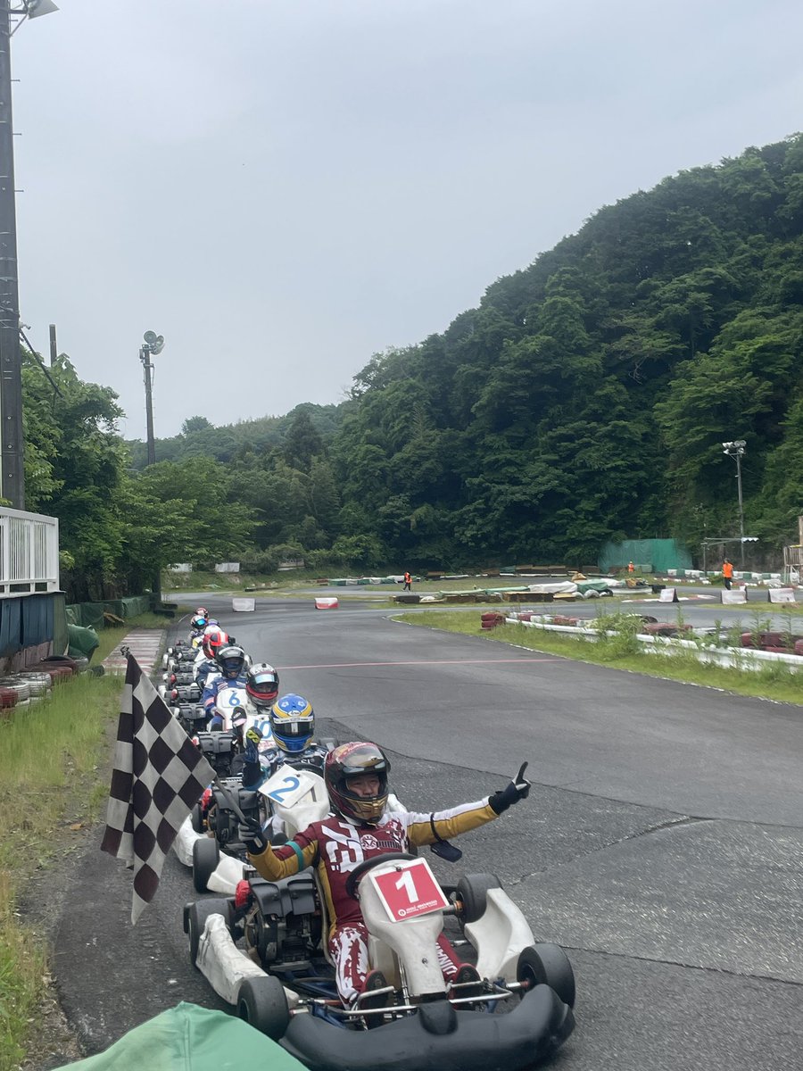 at_circuit's tweet photo. レンタルフェスタ第3戦のご参加ありがとうございました😊

有料走行から原因不明のトラブルに悩まされた1日でした。

予測できないトラブルも出てきますが
トラブル0になるようメンテナンスします。
#原因不明のエンジンはバラしてみます
#マシンバランスももう一度確認したいので全車たくさん乗ります https://t.co/LTONEGZxIN