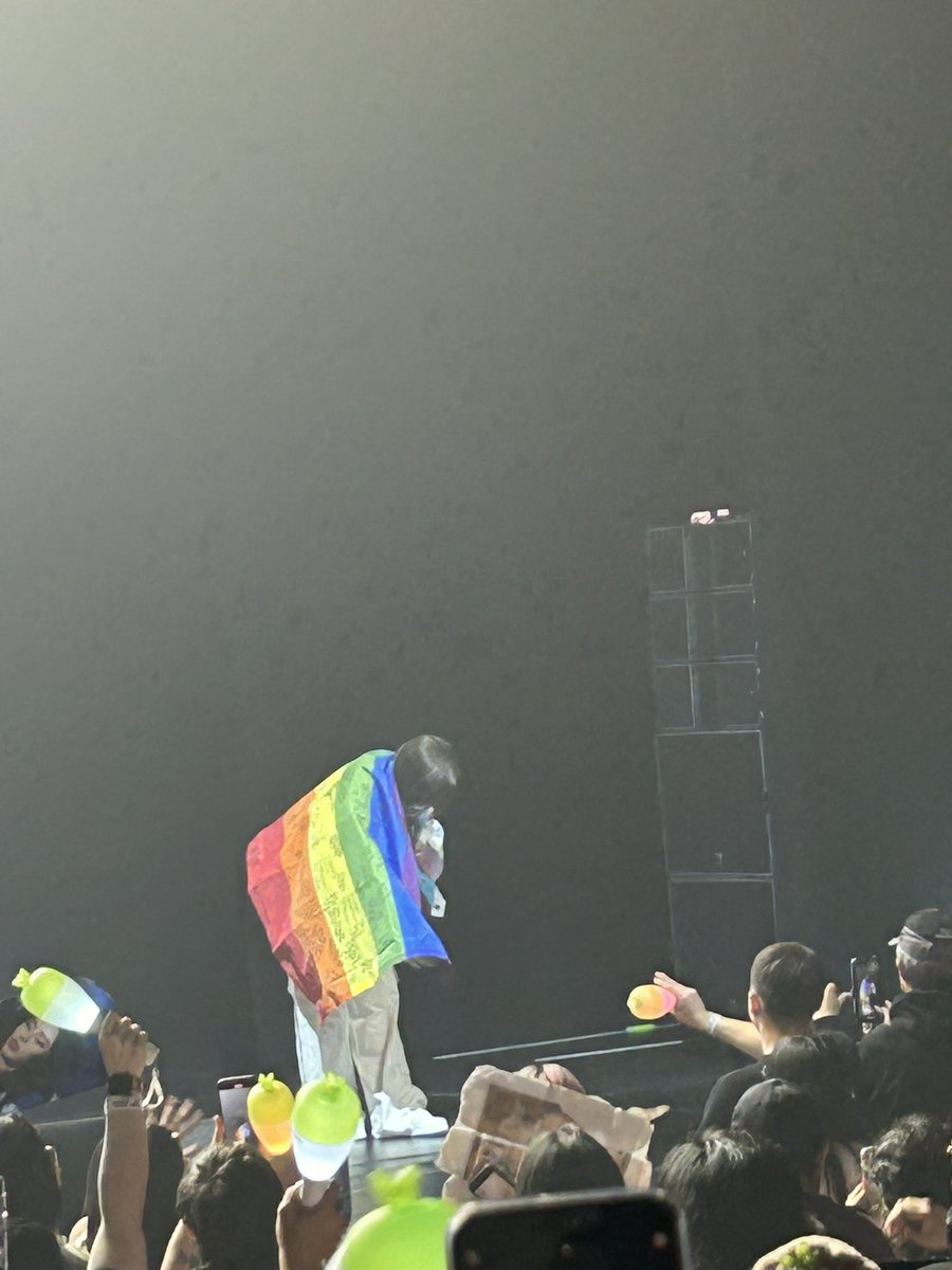 rikab619's tweet photo. #WheeIN_SF #WHEEIN_1ST_WORLD_TOUR #WHEEIN #MAMAMOO https://t.co/6rC9NSOtNL