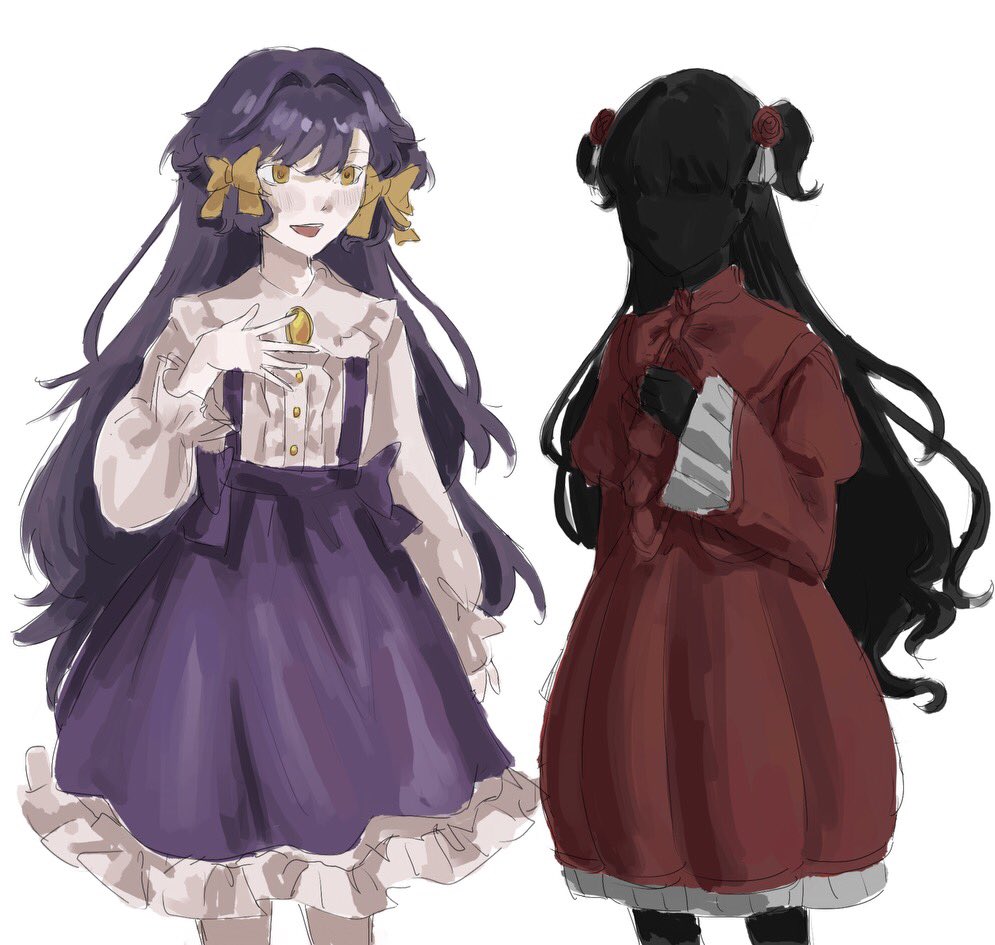 They’re similar and I love them
#pocketmirror #shadowshouse