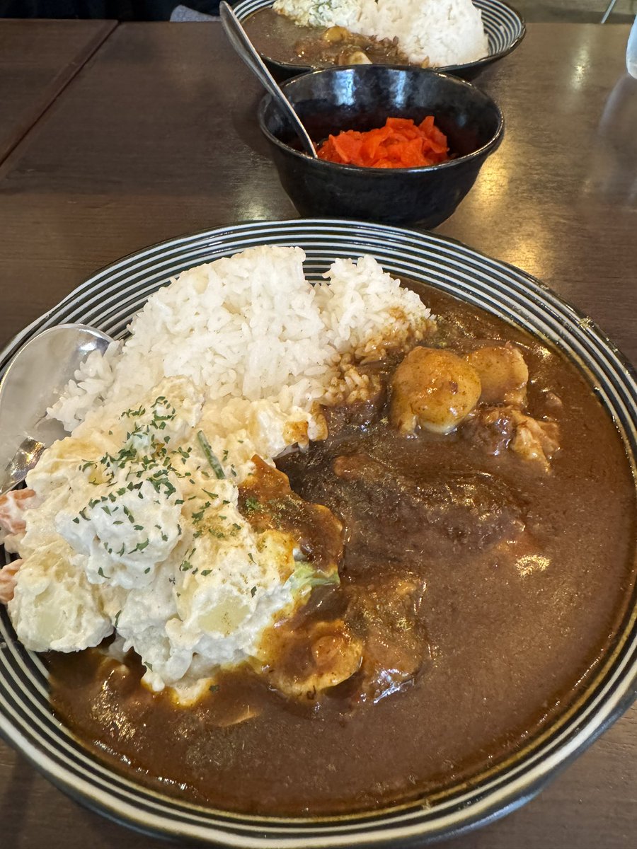 秋葉原のカレー屋さん「M」に行ってきました😋
ビーフカレーめちゃウマでした！！
これから所用で新宿にむかうよ～🚃