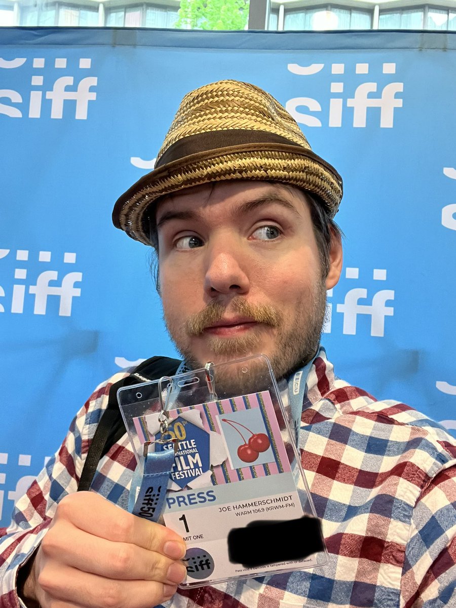 JoetheHammer's tweet image. Legit exhausted, and this week still has a couple more days on it before it honestly calms down. But a day like this reminds you why the hard work will always be worth it. You can celebrate it, dance, absorb, commune, be one with life. Today was alright. Legendary, even. #SIFFTY