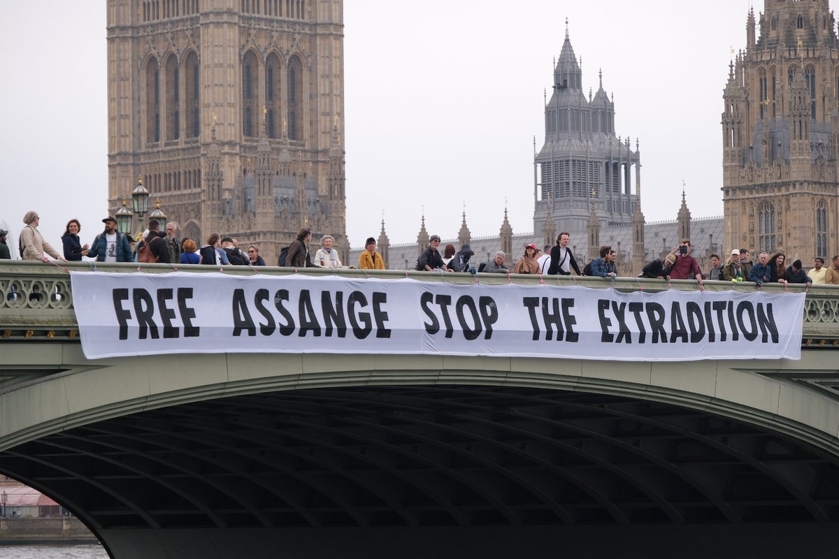 Free Assange | Stop the Extradition | #LetHimGoJoe