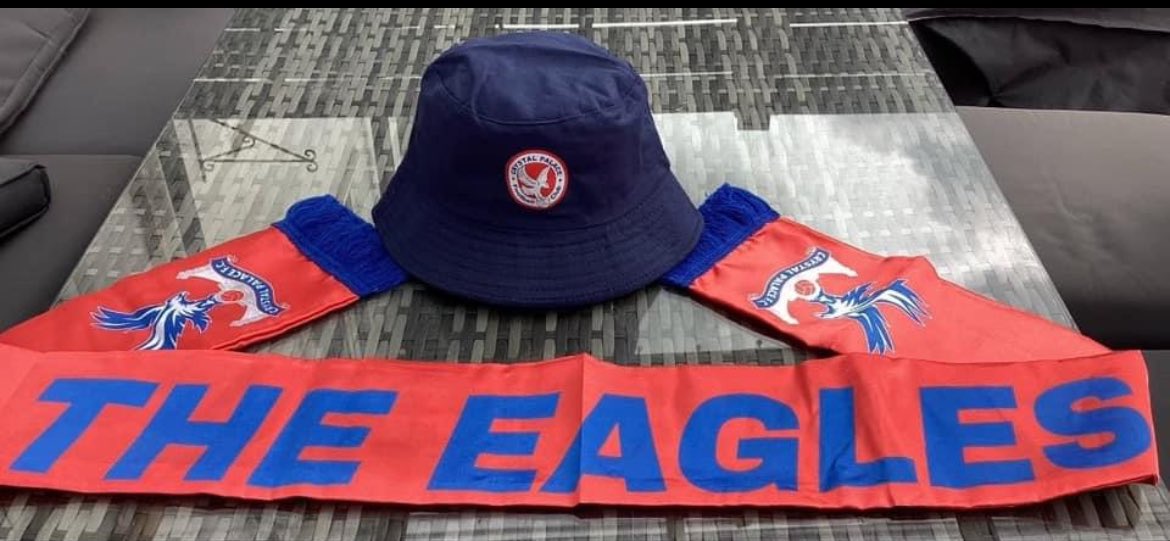 🚨Free Giveaway🚨
I’m going to give away this Palace Bucket hat and Eagles silk scarf if #cpfc beat Villa today. 
All you have to do is like and re post this post.
*must live in the uk 
Good luck ❤️💙
