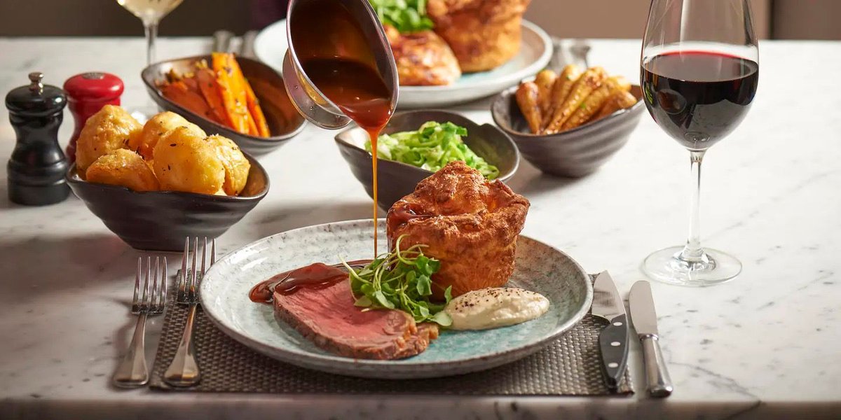 😋 | For a meal you will remember, try one of the following restaurants for some of the best Sunday roast dinners in Liverpool. EXPLORE NOW 👉 buff.ly/3QTbq93