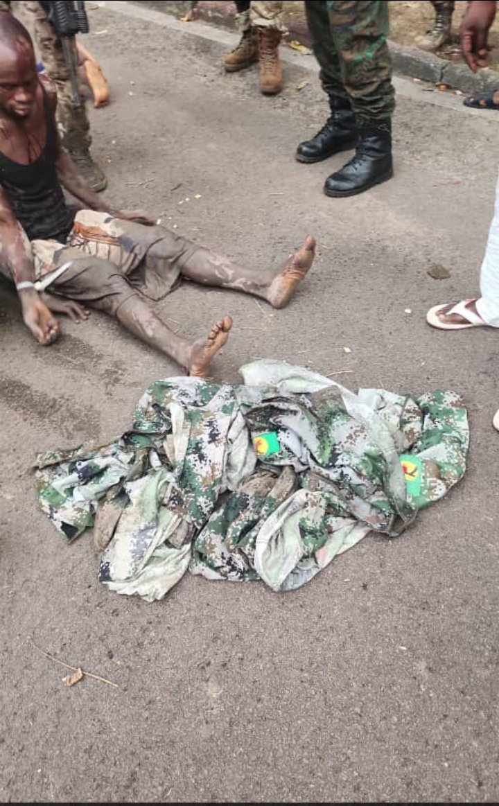 Ngunga1J's tweet photo. RDC : Plusieurs assaillants qui traversaient vers le Congo Brazzaville viennent d'être maîtrisés par la garde Républicaine. Image https://t.co/gXaage3vIL