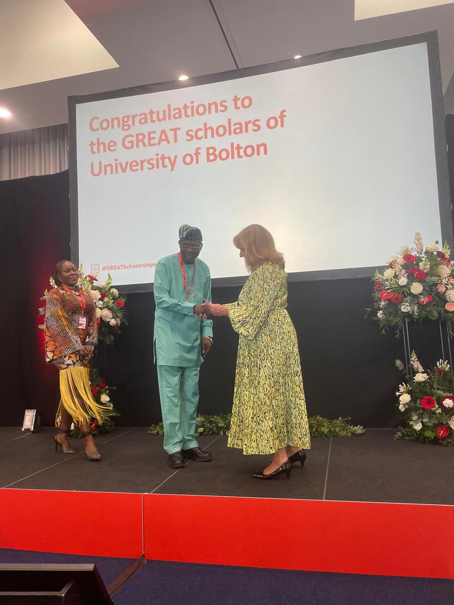 1oye's tweet photo. My aspiration to become an environmental agriculturist has become a reality. #GREATscholarships #StudyUKAlumniAwards #BritishCouncil #universityofbolton #ogunstategovernment #nigeria #unep https://t.co/6s4SNI1wiC