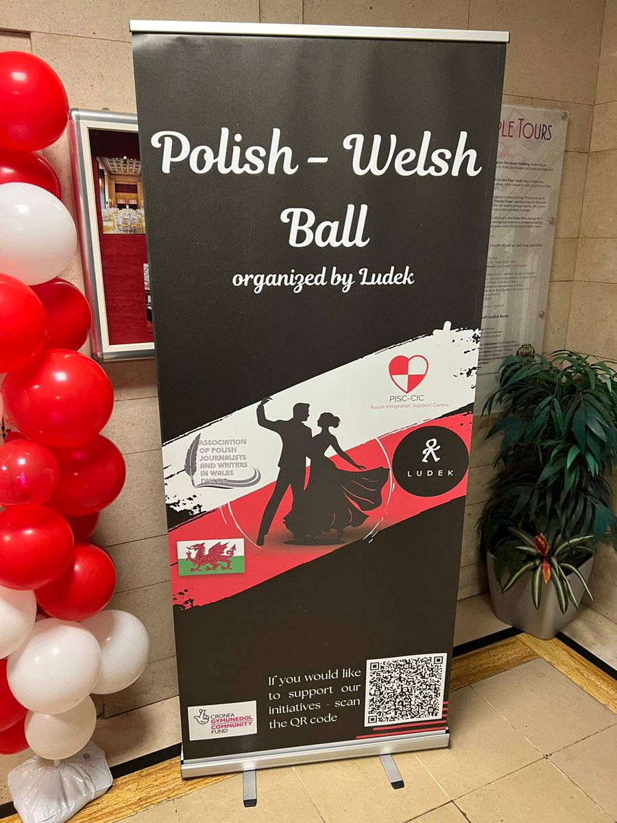 🌐 The Consular Association in Wales🏴 (@consularwales) on Twitter photo Members of the <a href="/ConsularWales/">🌐 The Consular Association in Wales🏴</a> were honoured to be invited to the Polish/Welsh Ball held at the magnificent <a href="/venuewithaheart/">Temple of Peace</a> this weekend, by kind invitation of the Polish community in Wales. Great food, hosts and entertainment! 🇵🇱 🏴 Dziękuję! Members of the <a href="/ConsularWales/">🌐 The Consular Association in Wales🏴</a> were honoured to be invited to the Polish/Welsh Ball held at the magnificent <a href="/venuewithaheart/">Temple of Peace</a> this weekend, by kind invitation of the Polish community in Wales. Great food, hosts and entertainment! 🇵🇱 🏴 Dziękuję!