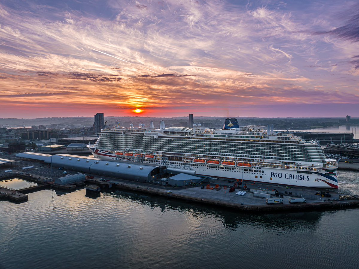 Cruise Ship Arvia @pandocruises arrives at Southampton Cruise Terminal #pandocruises #Arvia #Southampton #CruiseShip #ShipsInPics #CruiseLiner #Sunrise #DronePhotography #CruiseLife #Cruise