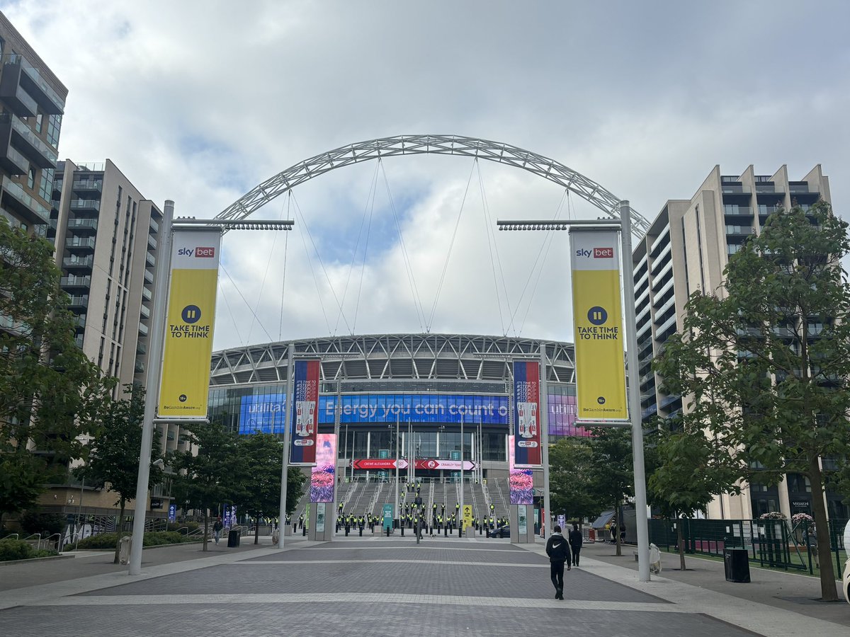 Lee Blakeman (@leeblakeman) on Twitter photo Big day for <a href="/crewealexfc/">Crewe Alexandra</a> - we’re live from here 9-12, building up to the League Two play-off final on <a href="/BBCRadioStoke/">BBC Stoke & Staffordshire</a>
We’re in between Box Park and the steps, if you’re heading down, come and say hello. Listen here: bbc.co.uk/programmes/p0h… Big day for <a href="/crewealexfc/">Crewe Alexandra</a> - we’re live from here 9-12, building up to the League Two play-off final on <a href="/BBCRadioStoke/">BBC Stoke & Staffordshire</a>
We’re in between Box Park and the steps, if you’re heading down, come and say hello. Listen here: bbc.co.uk/programmes/p0h…