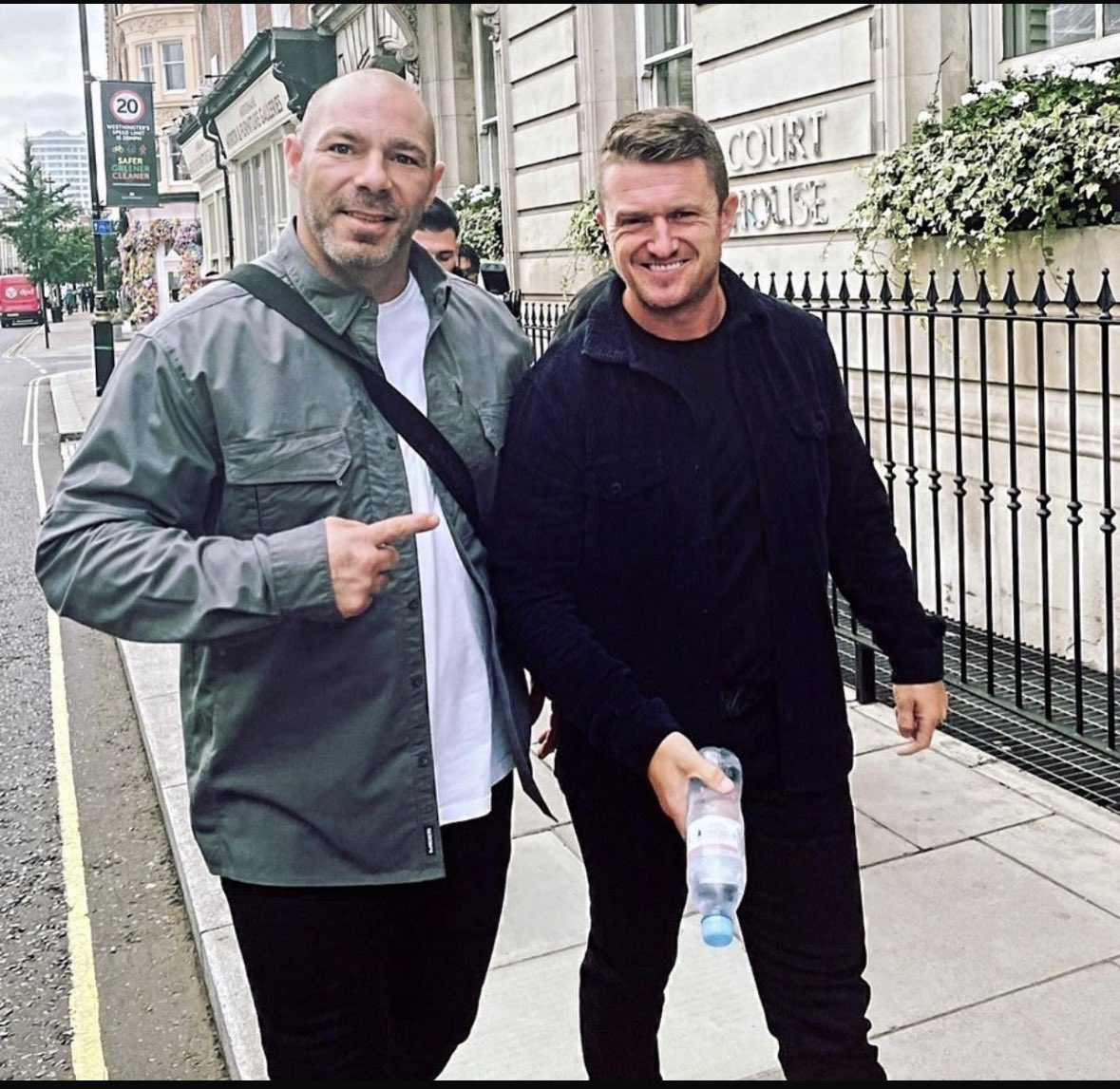 Tommy Robinson 🇬🇧 tweet media