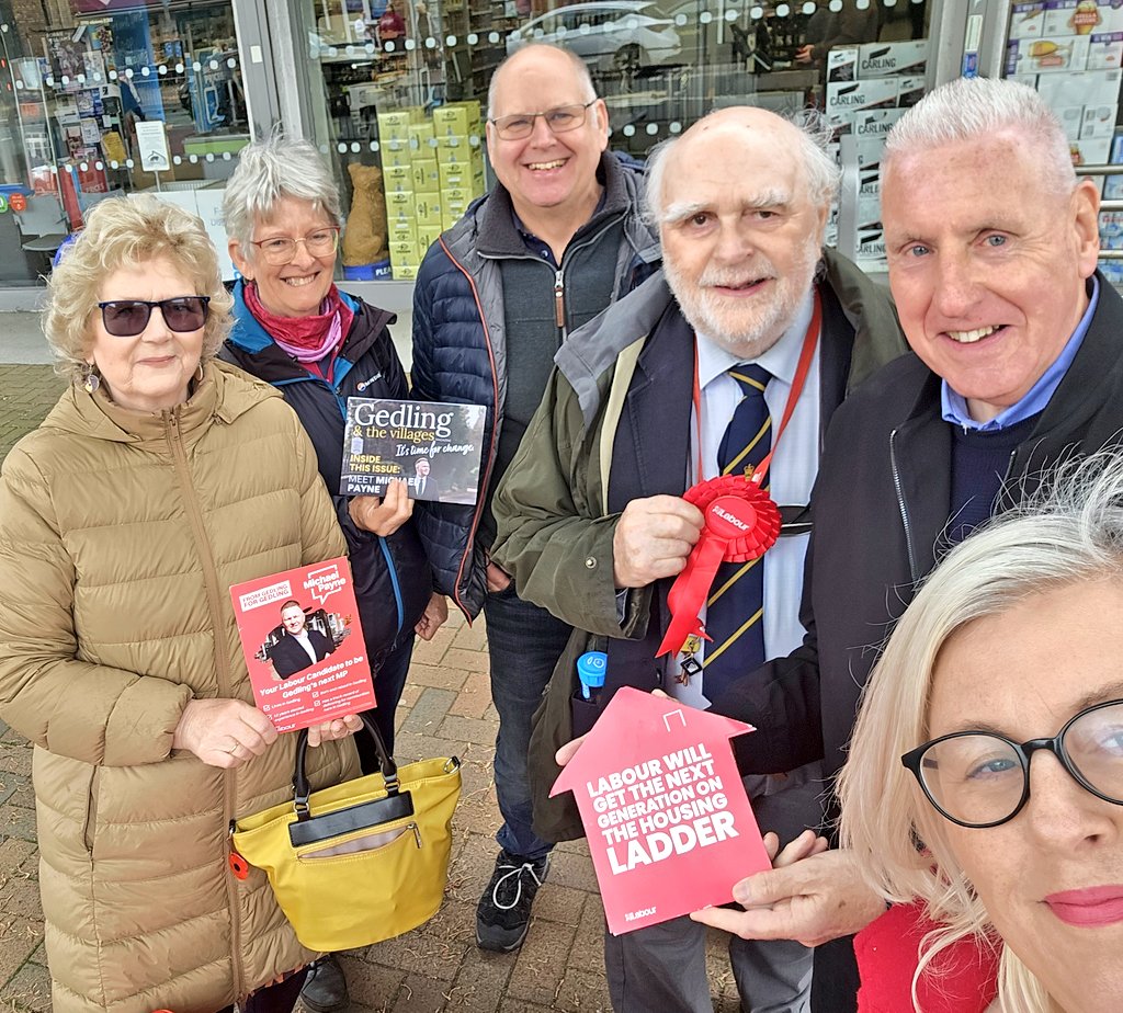 🌹It was great to be on Mapperley top talking to so many local people. Lots of support for @UKLabour It's clear that people want change and hope for the future 🌹We will always work hard in Gedling to earn your trust. @MichaelPayneUK will be an excellent Labour MP for Gedling