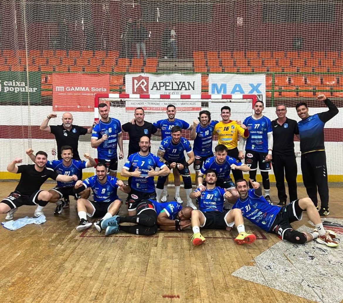 TODO ES POSIBLE HOY!! 

Nuestro equipo de <a href="/BalonmanoAdesal/">RAHI-SEPISUR ADESAL CÓRDOBA</a> con opciones de ascenso a la #LigaGuerrerasIberdrola y nuestros equipos <a href="/CordobadeBM/">Club Córdoba de Balonmano CBM</a>, <a href="/bm_prointegrada/">BM PROIN SEVILLA</a> y <a href="/CBMCanteraSur/">𝘾𝘽𝙈 𝘾𝙖𝙣𝙩𝙚𝙧𝙖 𝙎𝙪𝙧</a> con opciones de ascender a #DHPlataMascBM. 

Seguimos soñando desde <a href="/FAndaluzaBM/">Federación Andaluza de Balonmano</a>!! 
<a href="/DeporteAND/">Andalucía es Deporte</a>