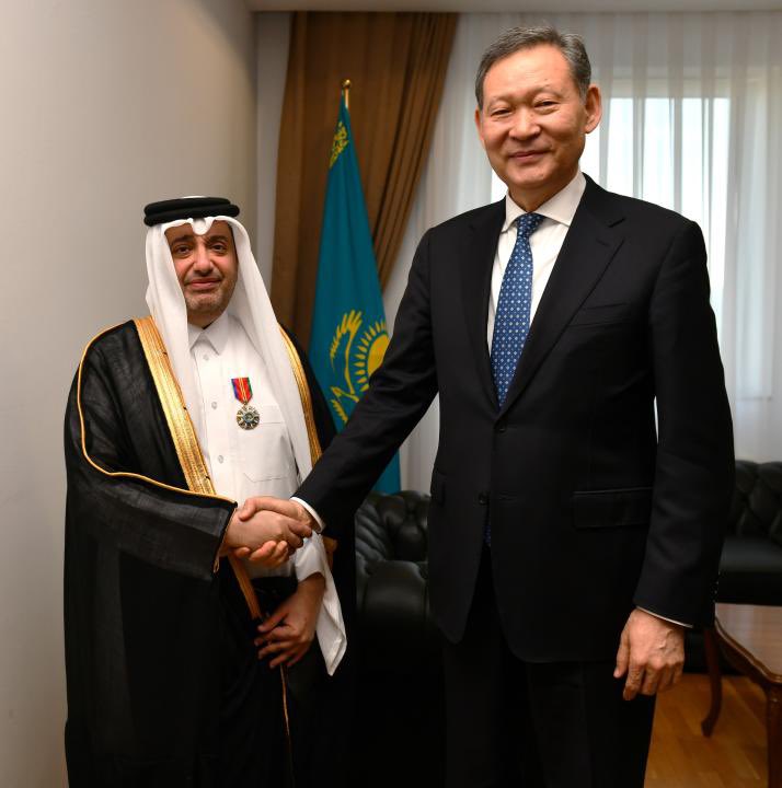 النائب الأول لوزير خارجية كازاخستان يجتمع مع سفير دولة قطر #الخارجية_القطرية