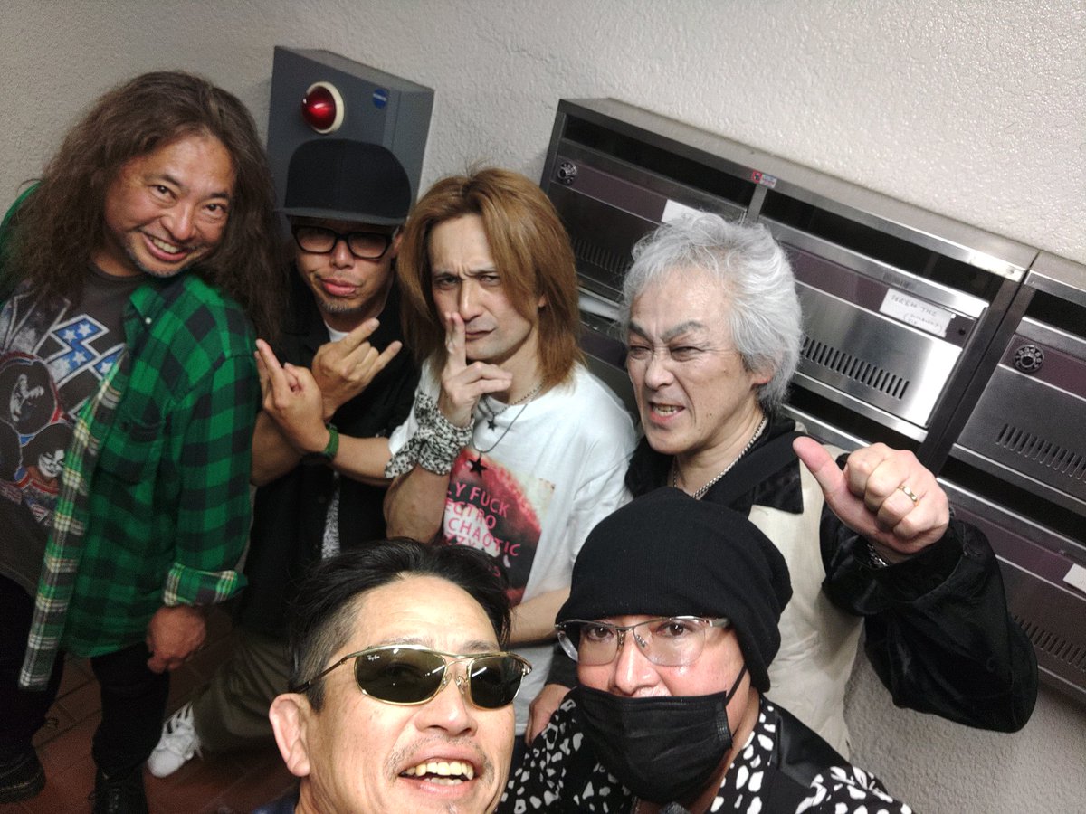 rancidhiloki's tweet image. #GARR 
して、楽しみにしてたニッキー率いる #mule は｢王道ジャパメタ｣だった事が判明。
出会って2年くらいかな？
買い物してて｢イイアタマっすね｣って声を掛けたらバンドやってるってんで仲良くなったヽ(* ´▽｀)人(´▽｀* )ノ
毎日の様に会ってるけどステージのニッキーは新鮮だったなぁ(笑)