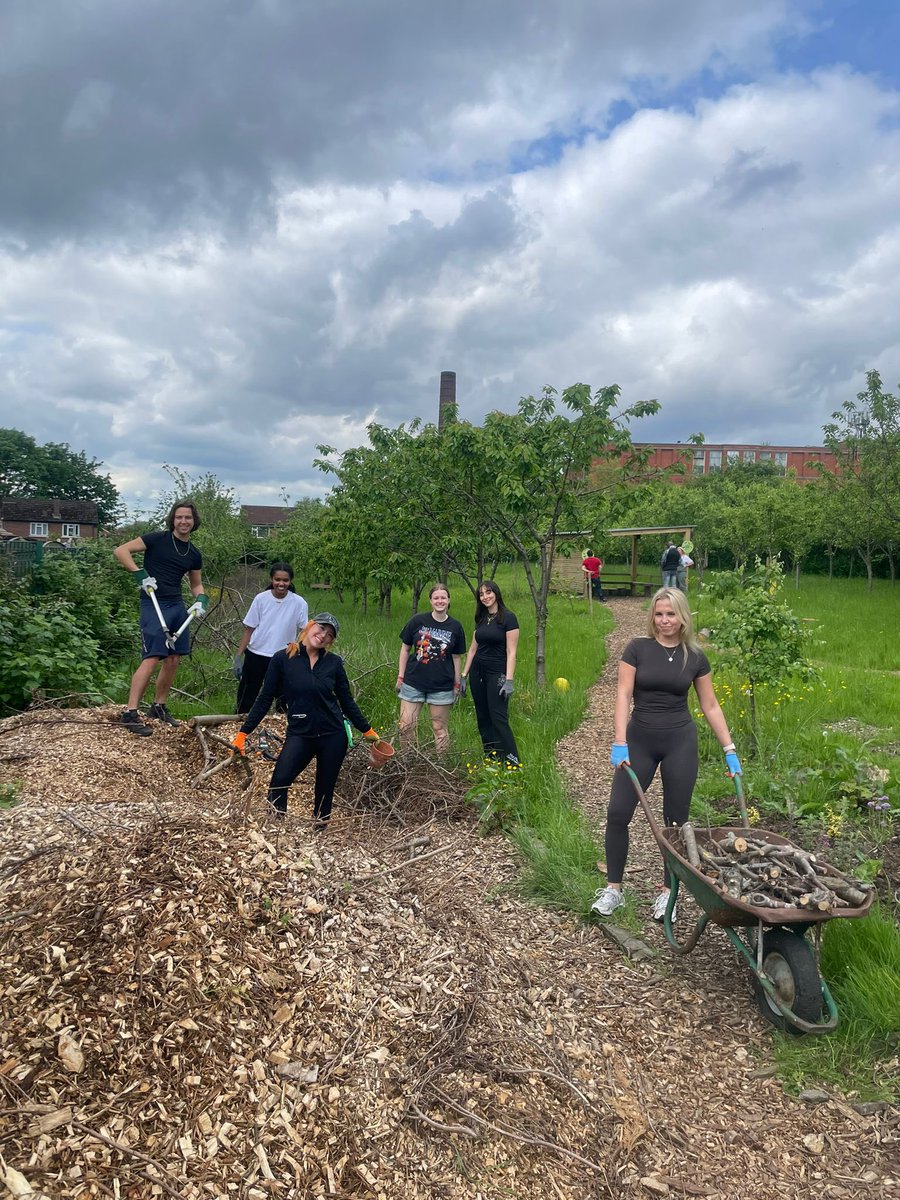 The dedicated team @dentsuUK volunteered to help us create new wildlife habitats 🌳

Surrounded by wonderful people, delicious food, the beauty of nature, and a spirit of hard work, we’ve made a lasting impact 💫

#CommunitySpirit #NatureConservation #SocialValue