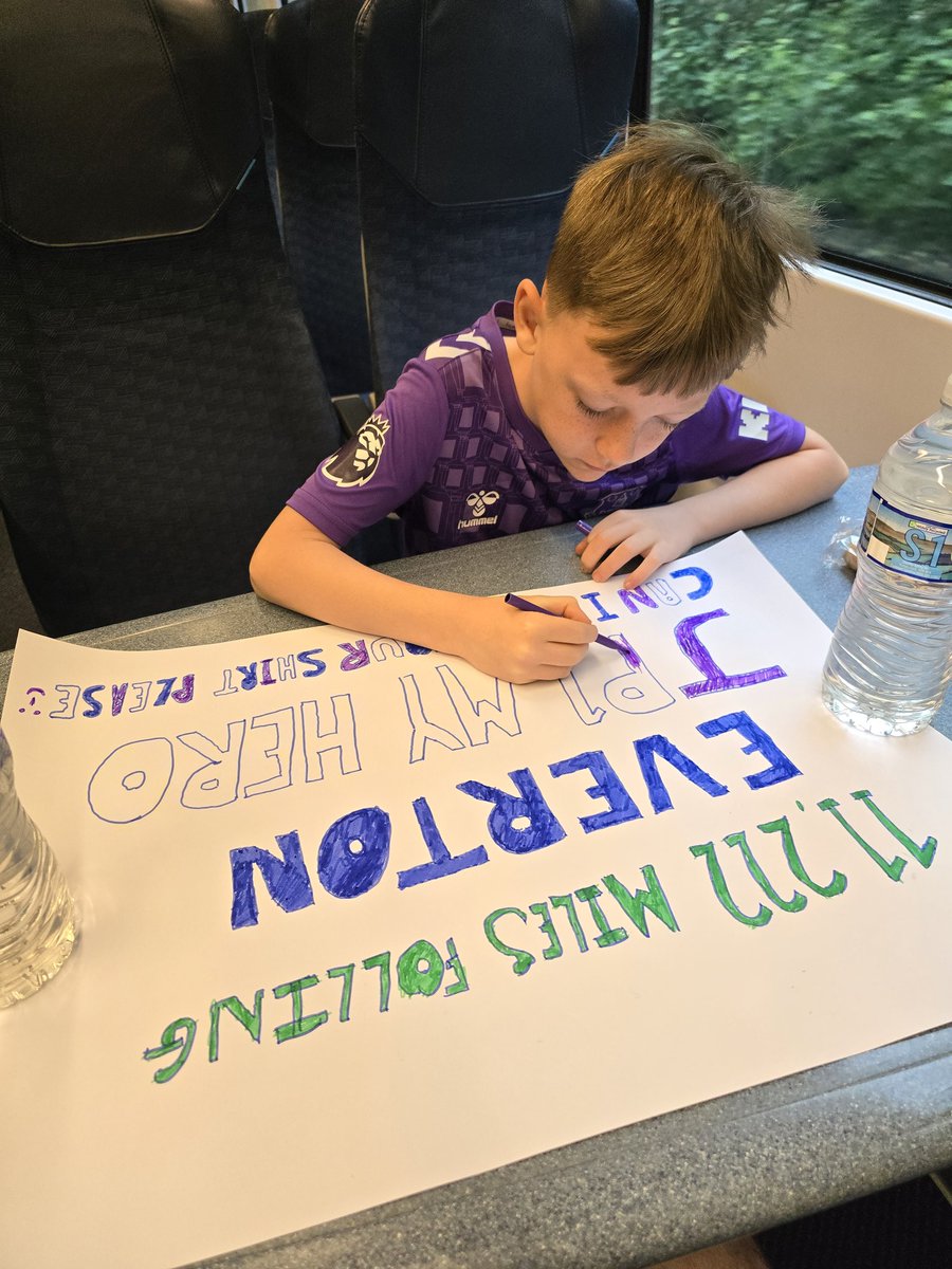 HanifK's tweet image. We don't do them all, but 31 games Inc today this season, 11,222 miles travelled, for this one to follow his heroes. His love for @Everton is up there with anything. #UTFT #ETID #DadAndLadAdventures